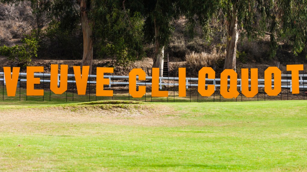 Veuve-Clicquot-sign_Jesse-Carmody